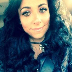 Meet your Posher, Valerie